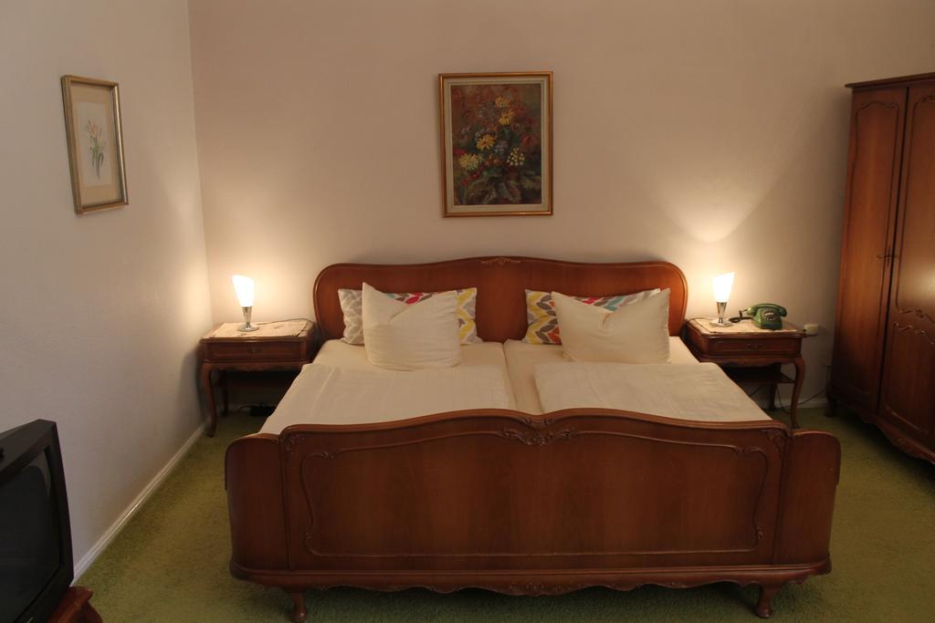 Hotel Pension Columbus Am Kurfurstendamm เบอร์ลิน ห้อง รูปภาพ